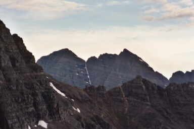 Pyramid Peak ridgeline with the Maroon Bells in the background